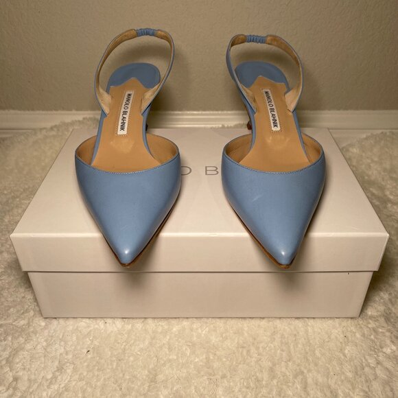 Manolo Blahnik Leather Slingback Kitten Heel in light blue, size 10.5B 40.5 - Picture 2 of 10
